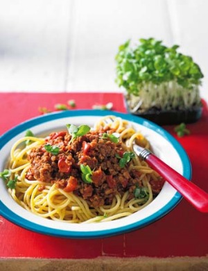 Spoon的家庭主食…把肉换成TVP的意大利肉酱面。