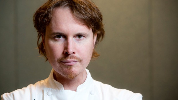 芝加哥厨师格兰特·阿卡茨(Grant Achatz):“查看这些完美的Quenelles!”
