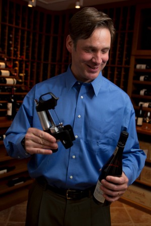 Coravin Inventor Greg Lambrecht。