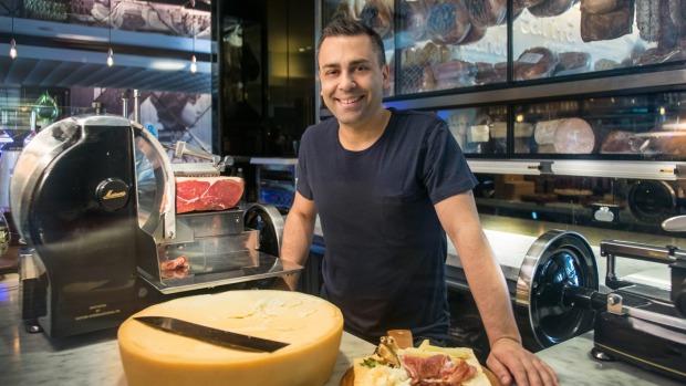 Neapolitan Pizza Advocate Johnny di Francesco。