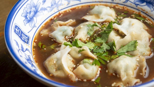 韭菜和鸡蛋饺子。