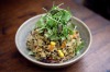 <b>烤蔬菜：</ b> Steven Manfredi说，你可以将任何剩余的蔬菜扔进他的risotto <a ...