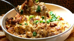 温暖的俗气的chorizo​​ dip