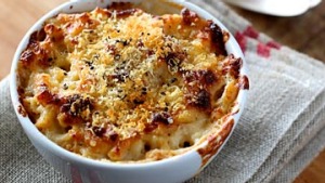 GF。热食。6月4日。Mac n Cheese.photo：Edwina Pickles。2013年5月28日。