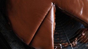 巧克力蛋糕Wioth Ganache。