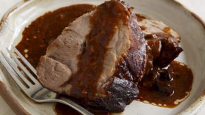 Miso-roasted猪肉的脖子。