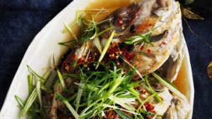 黑豆腌辣椒烤鲷鱼