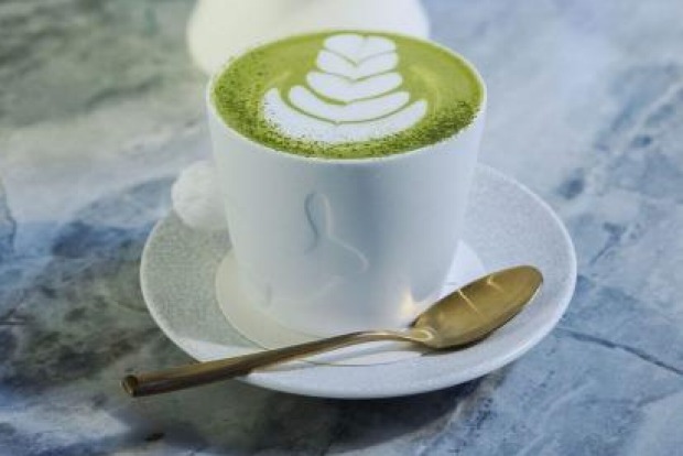 兔子洞有机茶吧的抹茶拿铁，在那里你可以找到很多种类繁多的咖啡。