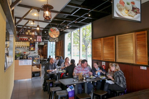 最便宜的饮食：越南晚餐下摆27在弗莱明顿。