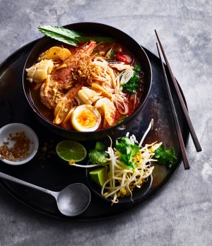 汤姆yum goong从聊天泰国在圆形码头。