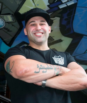 Shane Delia来自墨尔本的Biggie Smalls烤肉店。