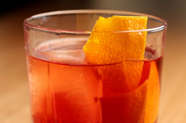 Negroni。