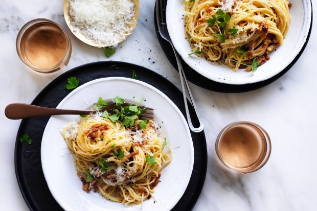 Adam Liaw的无奶油Carbonara <A ...