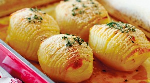Hasselback土豆。