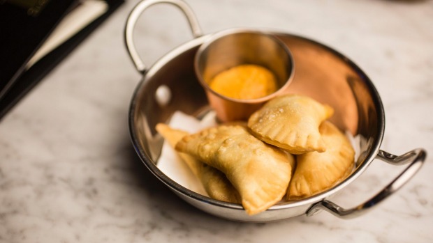 empanadas。