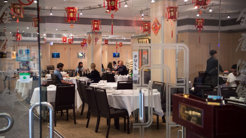 标志性的金世纪海鲜餐厅。