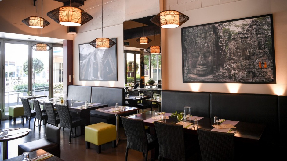 码头上的Bopha Devi。