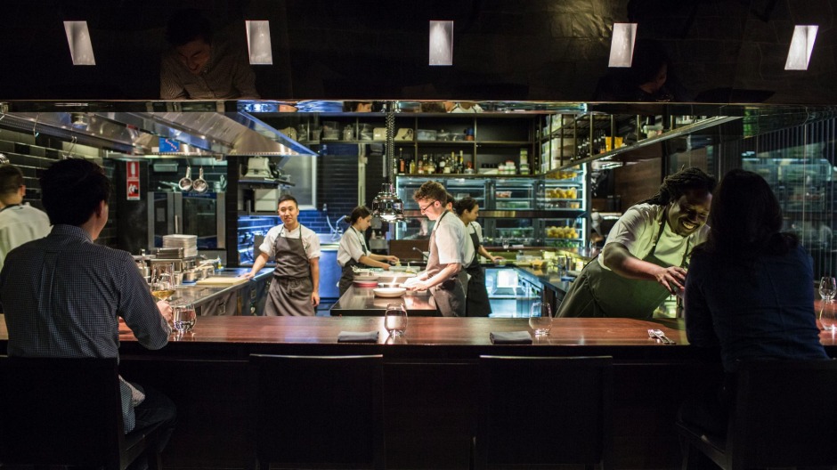 桃福西保餐厅的酒吧，