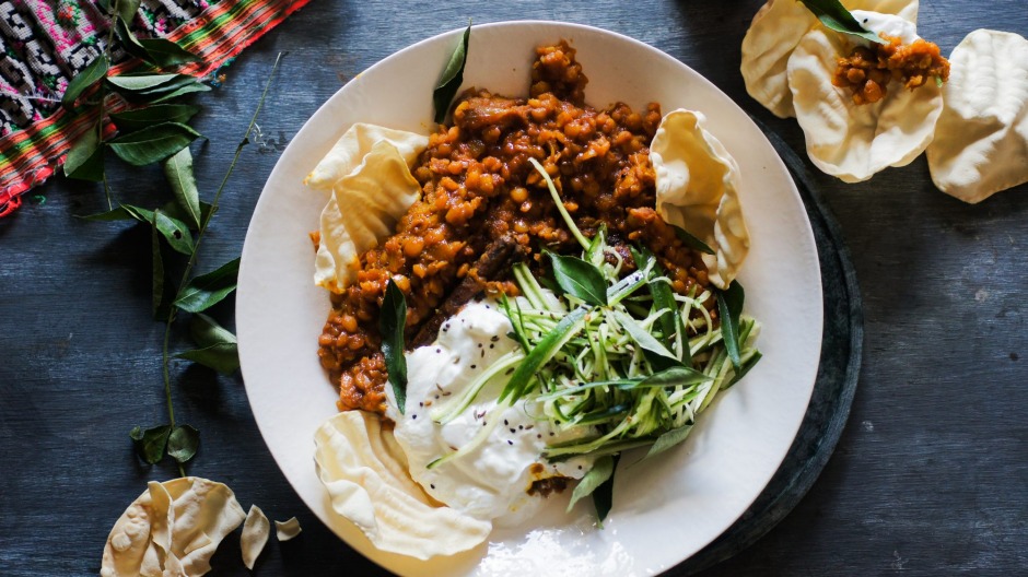 罗根·乔什·达尔（Rogan Josh Dhal）（没有可选羔羊的图片）。