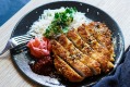 施奈蒂遇见了Karaage Chicken。