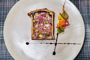 菲利普的精确pâté en croûte。