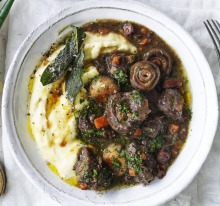 尼尔·佩里（Neil Perry）的经典boeuf a la bourguignonne