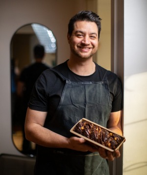 Avi Azoulay Aka Babka Boi和他的Babka。