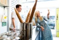 Magdalena Roze和Matteo Pochintesta与Oomite Gelato在纽敦的Mapo。