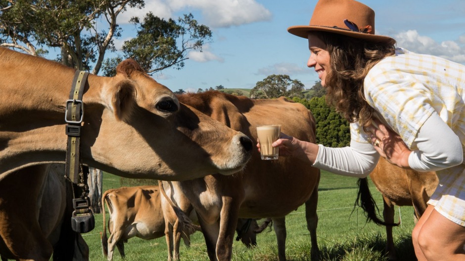 Gippsland Dairy，Sallie Jones的所有者，他呼吁墨尔本·帕拉斯塔斯使用更多当地牛奶。