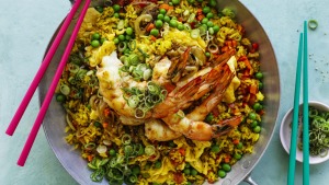 “新加坡”虾炒饭。