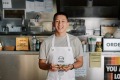 珀斯bumlings餐厅的布伦丹·庞(Brendan Pang)出现在悉尼和墨尔本的夜面市场。